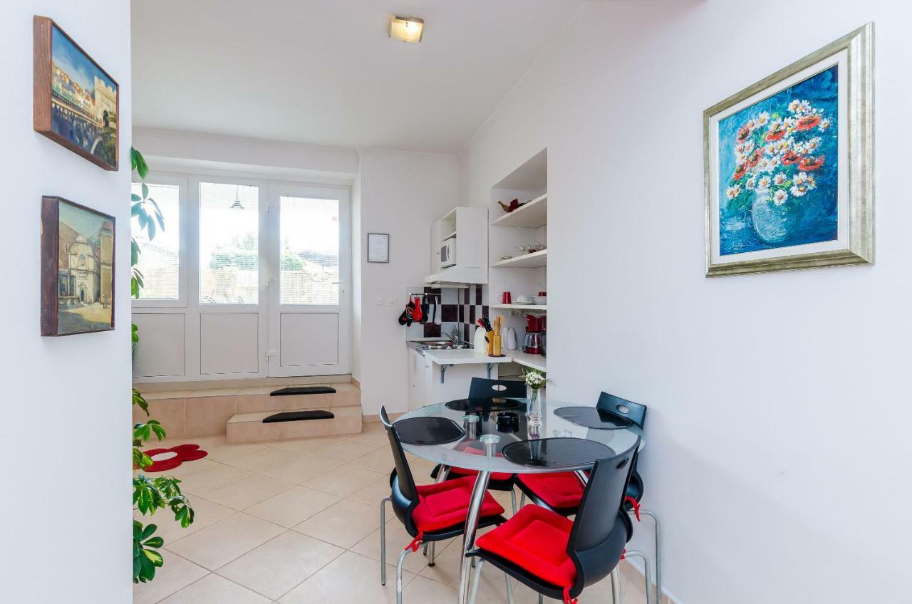 Apartment Libertas Dubrovnik Exterior photo